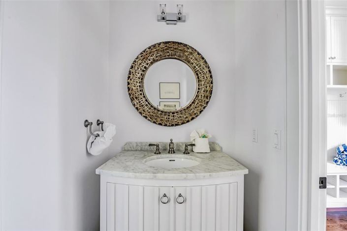 Image No.33-5 Bed Property for sale