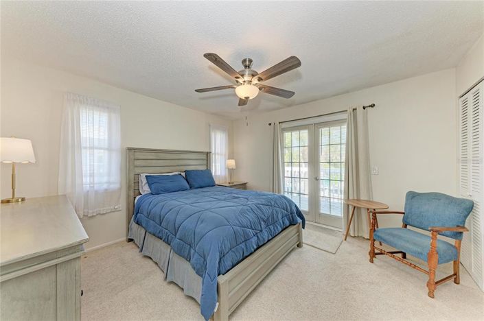 Image No.20-2 Bed Property for sale