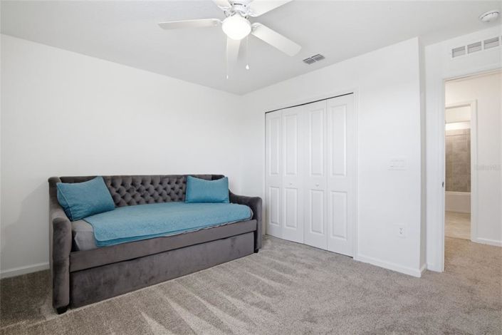 Image No.30-5 Bed Property for sale