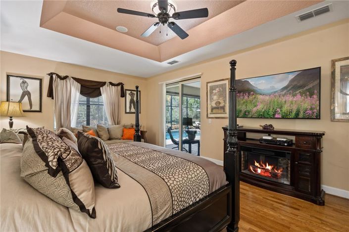 Image No.19-4 Bed Property for sale