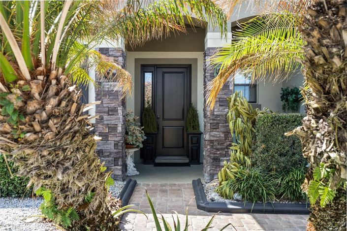 Image No.4-4 Bed Property for sale