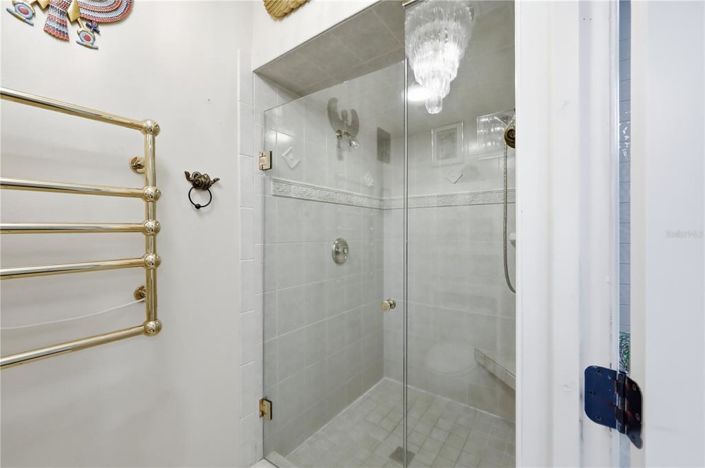 Image No.36-4 Bed Property for sale