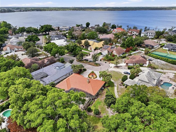 Image No.5-4 Bed Property for sale