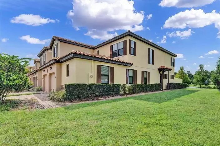 Image No.2-4 Bed Townhouse for sale