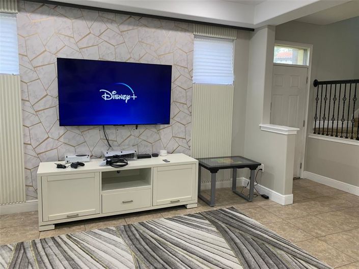 Image No.24-4 Bed Townhouse for sale