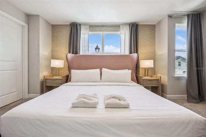 Image No.17-4 Bed Townhouse for sale