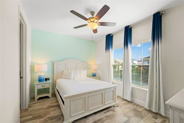 Image No.26-3 Bed Townhouse for sale