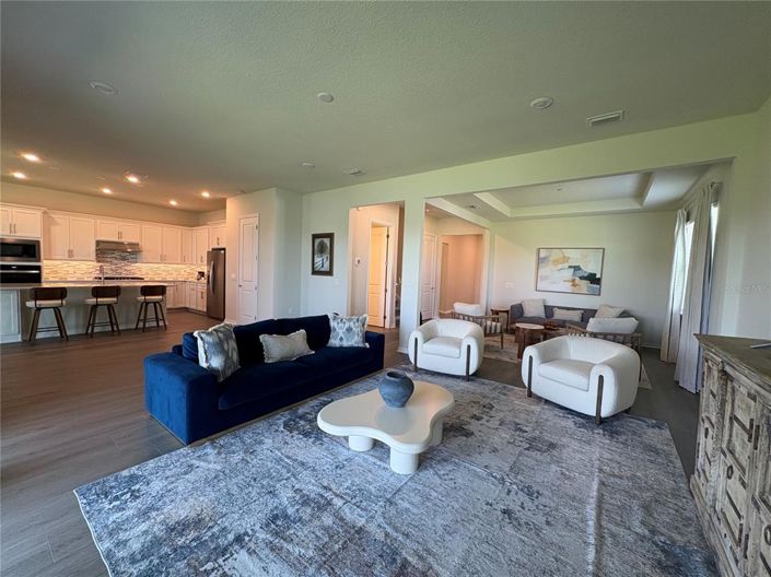 Image No.13-5 Bed Property for sale