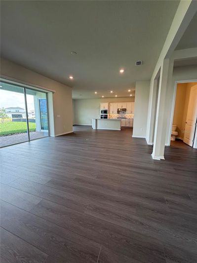 Image No.2-5 Bed Property for sale