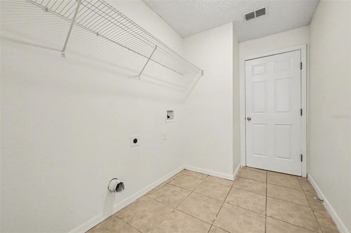 Image No.6-Propriété de 4 chambres à vendre à Clermont