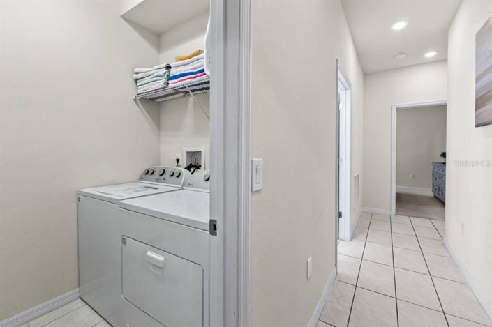 Image No.37-6 Bed Property for sale