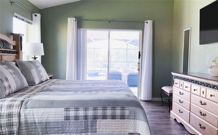 Image No.15-5 Bed Property for sale