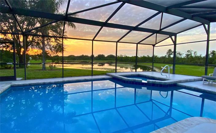 Image No.3-5 Bed Property for sale