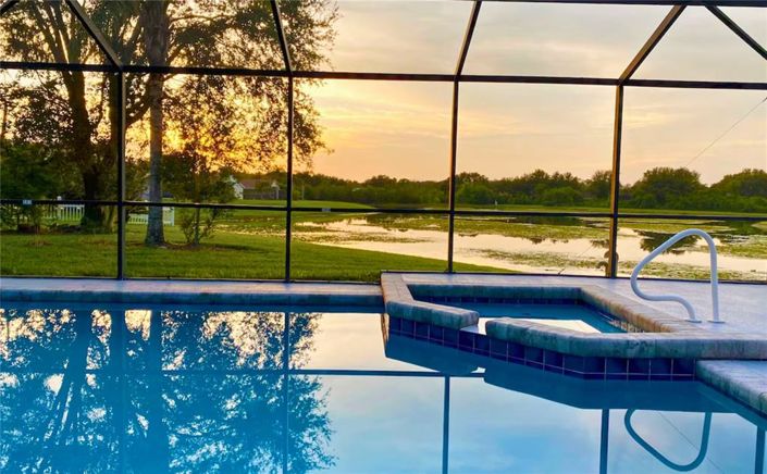 Image No.36-5 Bed Property for sale