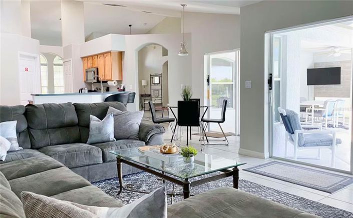 Image No.4-5 Bed Property for sale