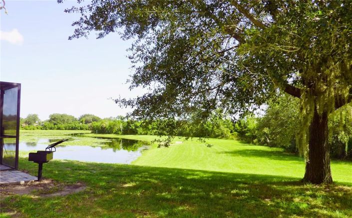 Image No.41-5 Bed Property for sale