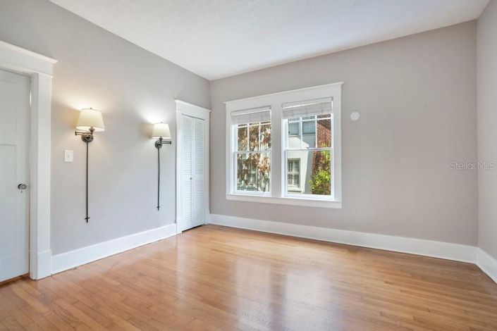 Image No.16-4 Bed Property for sale