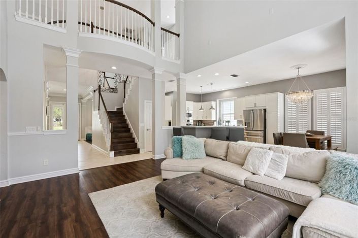 Image No.15-6 Bed Property for sale