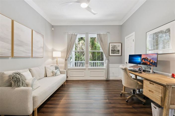 Image No.27-6 Bed Property for sale