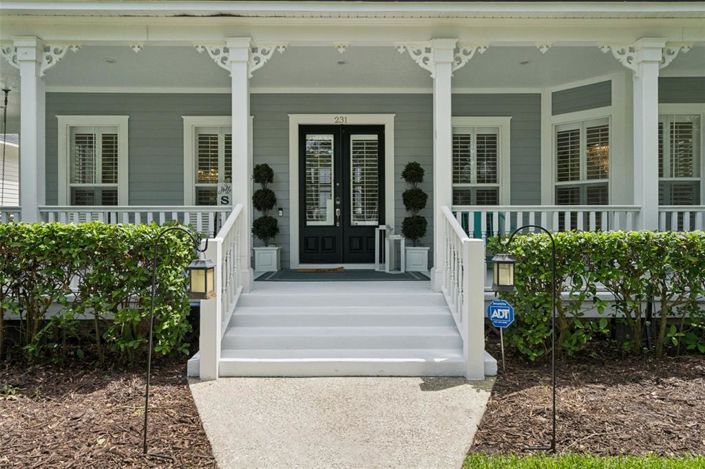 Image No.4-6 Bed Property for sale