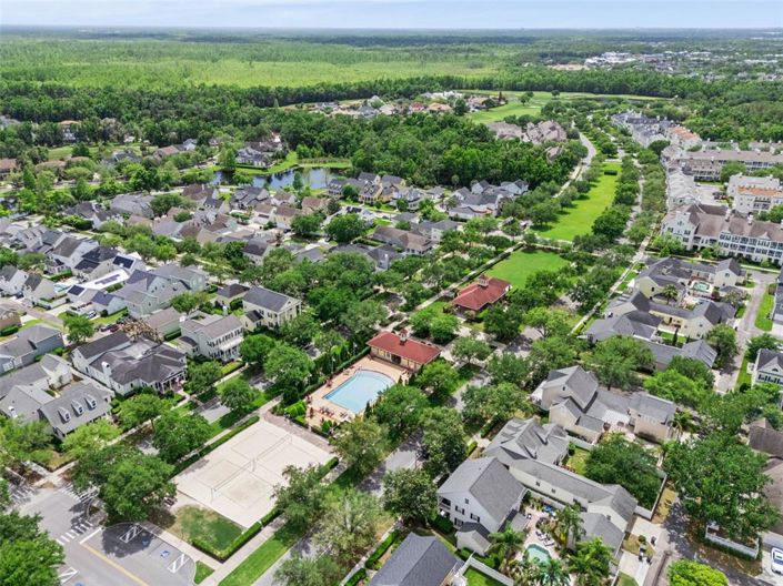 Image No.60-6 Bed Property for sale