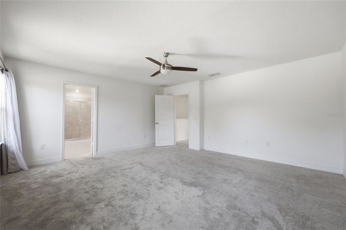 Image No.14-Propriété de 4 chambres à vendre à Davenport