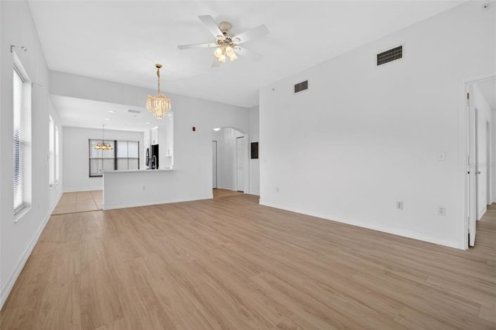 Image No.10-3 Bed Property for sale