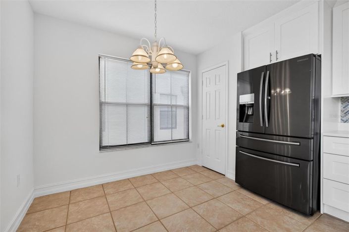 Image No.16-3 Bed Property for sale