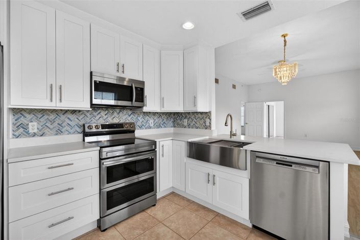 Image No.18-3 Bed Property for sale