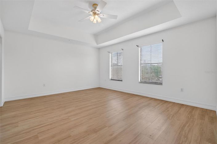 Image No.20-3 Bed Property for sale