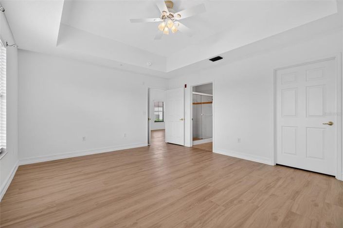 Image No.23-3 Bed Property for sale