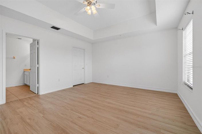 Image No.24-3 Bed Property for sale