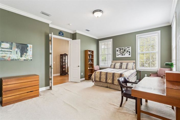 Image No.43-6 Bed Property for sale