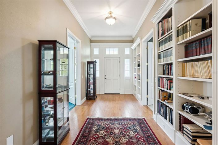 Image No.53-6 Bed Property for sale