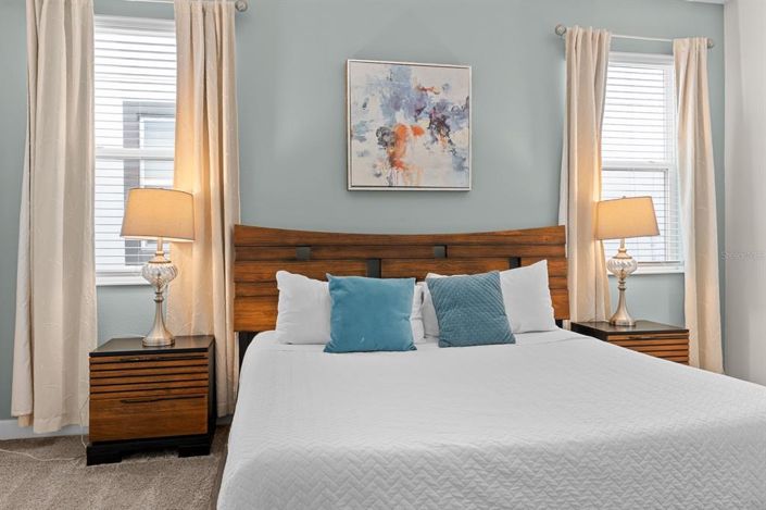 Image No.14-9 Bed Property for sale