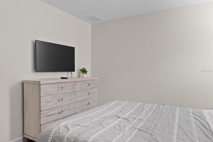 Image No.25-9 Bed Property for sale