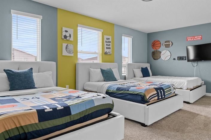 Image No.35-9 Bed Property for sale