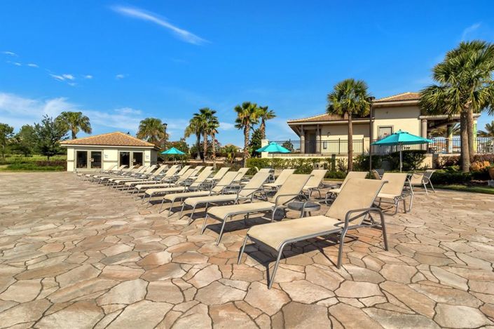 Image No.51-9 Bed Property for sale