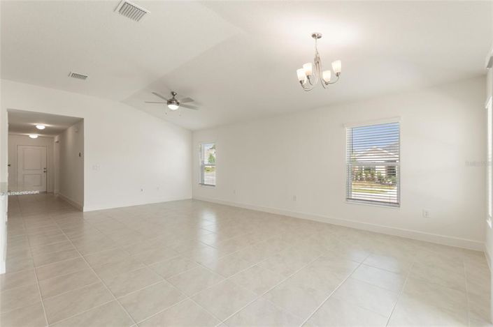 Image No.10-Propriété de 3 chambres à vendre à Davenport