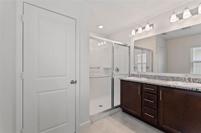 Image No.21-Propriété de 3 chambres à vendre à Davenport