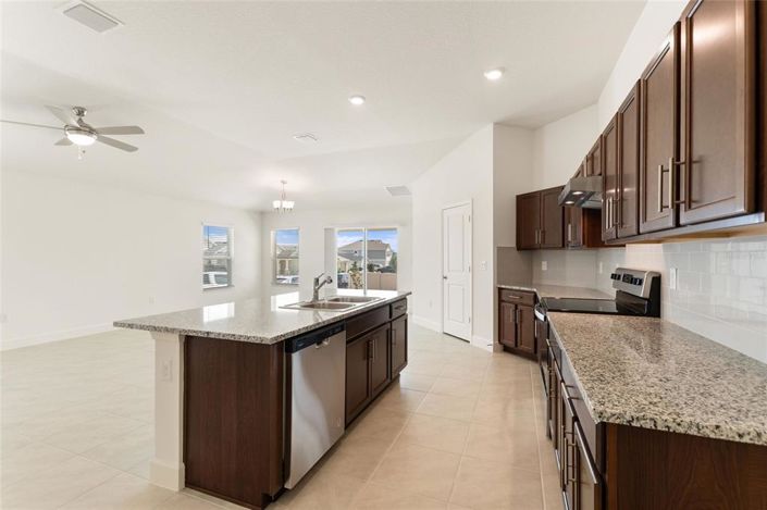 Image No.7-Propriété de 3 chambres à vendre à Davenport