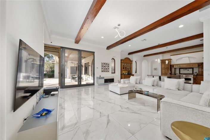 Image No.31-5 Bed Property for sale