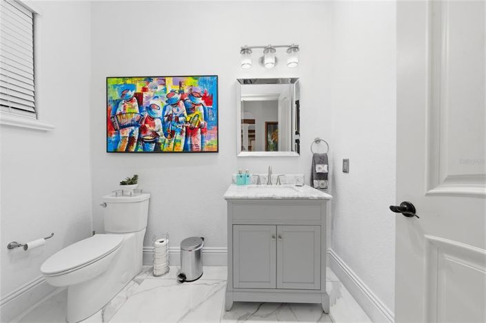 Image No.38-5 Bed Property for sale