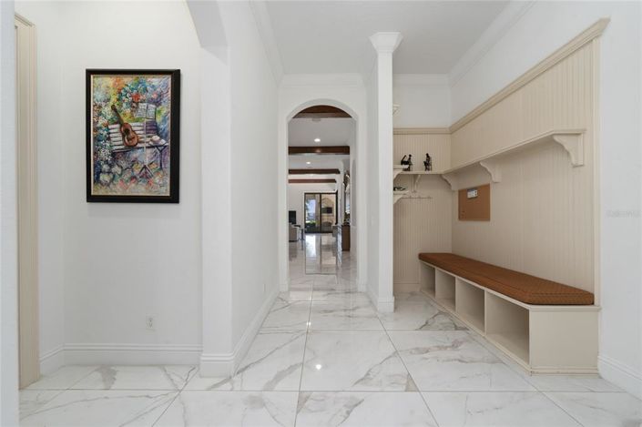 Image No.50-5 Bed Property for sale