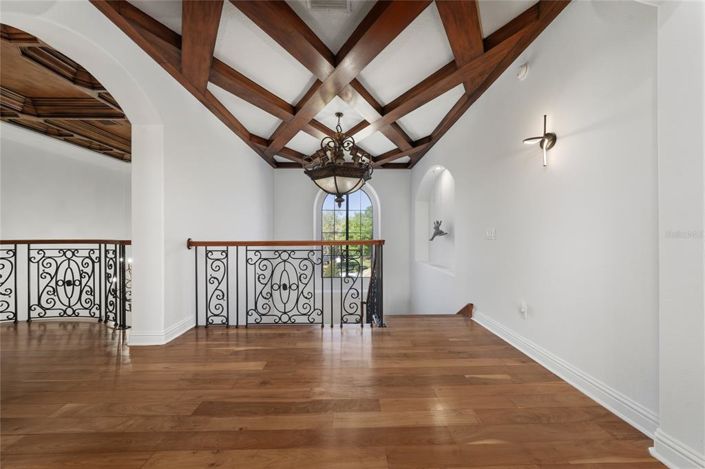 Image No.59-5 Bed Property for sale