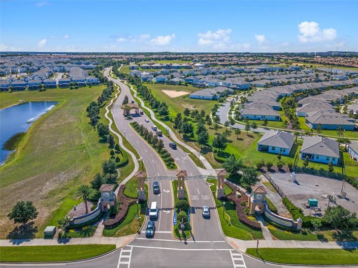 Image No.52-6 Bed Property for sale