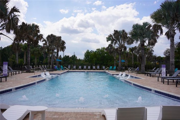 Image No.38-5 Bed Property for sale