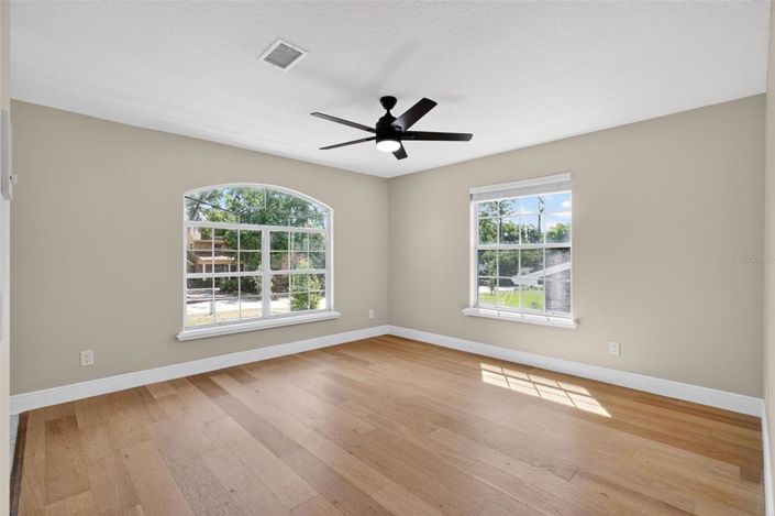 Image No.14-4 Bed Property for sale