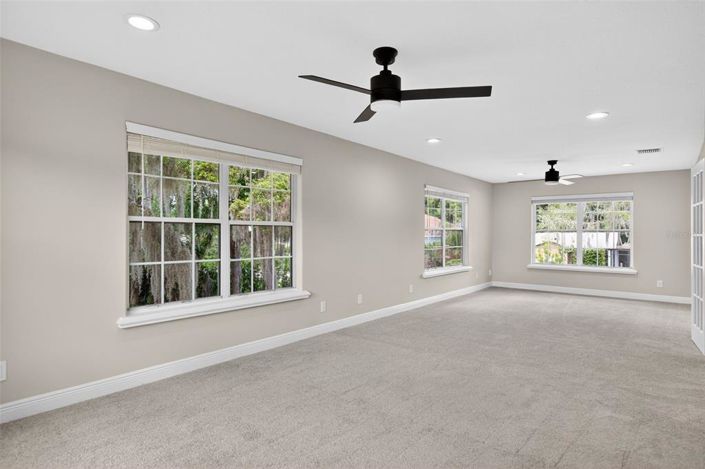 Image No.29-4 Bed Property for sale