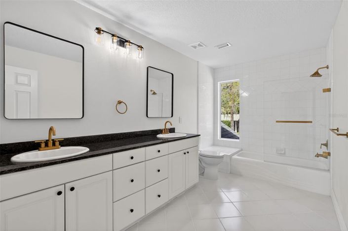 Image No.33-4 Bed Property for sale